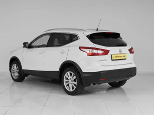 Nissan  6