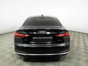 Audi  5