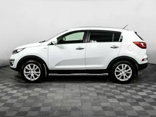 Kia  3