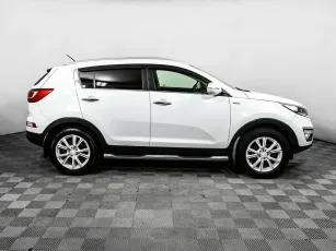 Kia  4