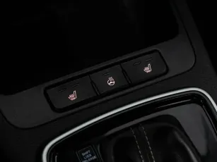 Kia  18