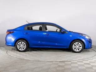 Kia  4