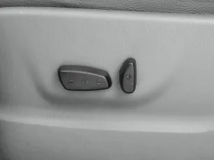 Chrysler  13
