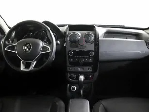 Renault  6