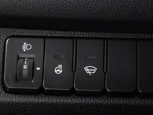 Kia  10