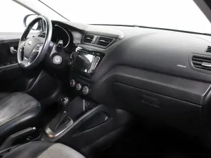 Kia  5