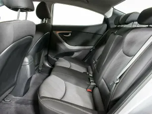 Hyundai  15