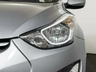 Hyundai  7