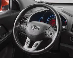 Kia  11