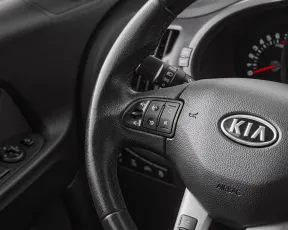 Kia  12