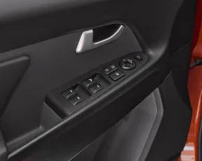 Kia  14