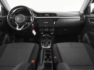 Kia  8