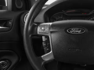 Ford  9