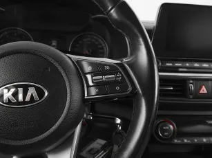 Kia  11