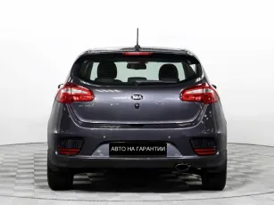 Kia  6