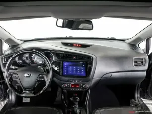 Kia  9