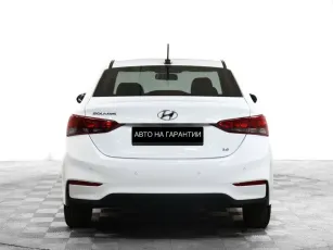 Hyundai  6
