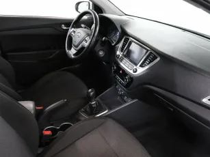 Hyundai  7