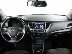 Hyundai  8