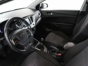 Hyundai  9