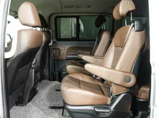 Hyundai  18