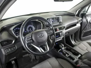 Hyundai  11