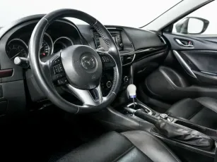 Mazda  10