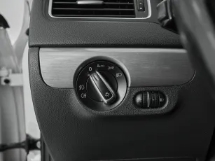 Volkswagen  12