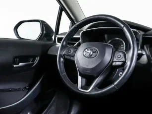 Toyota  12