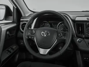 Toyota  10