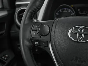 Toyota  11