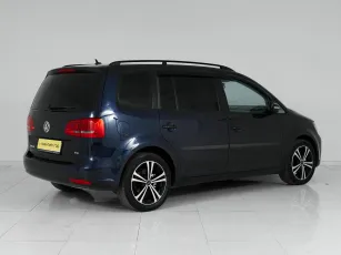 Volkswagen  4