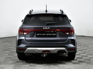 Kia  6