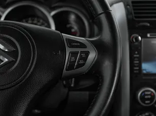 Suzuki  12