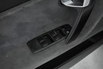 Nissan  11
