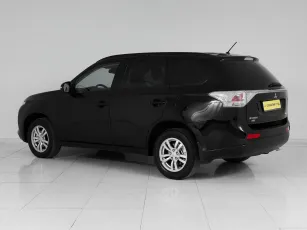 Mitsubishi  6