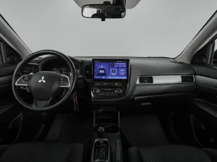 Mitsubishi  8