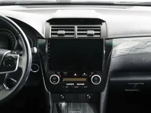 Toyota  8