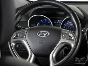 Hyundai  11