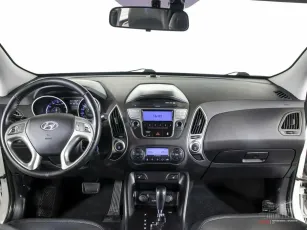 Hyundai  8