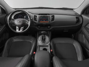 Kia  8