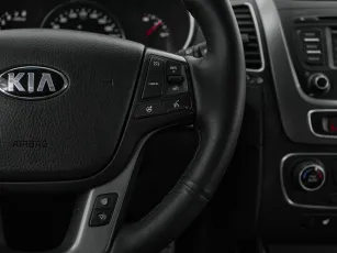Kia  12
