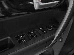 Kia  15