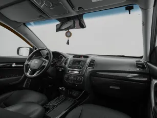Kia  9