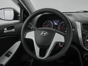 Hyundai  10