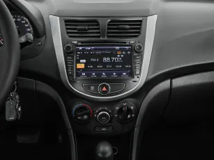Hyundai  11