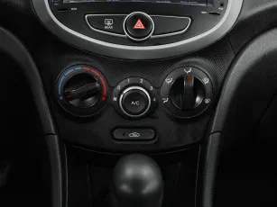 Hyundai  13