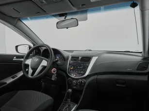 Hyundai  7