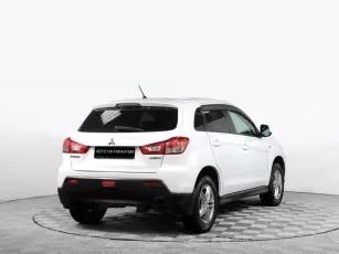 Mitsubishi  3