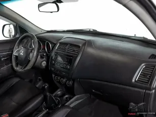 Mitsubishi  5